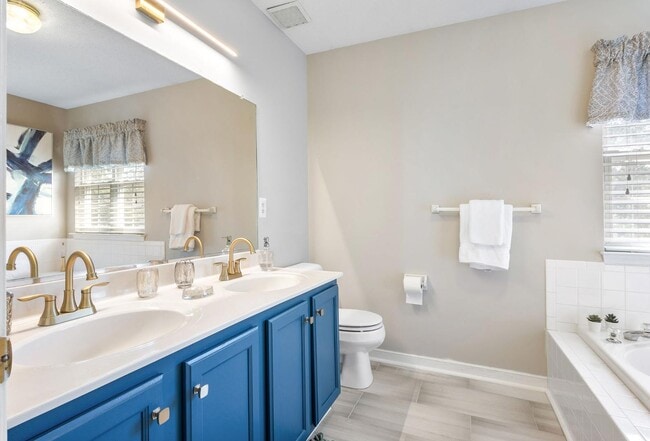 Building Photo - 4208 Mylan Rd