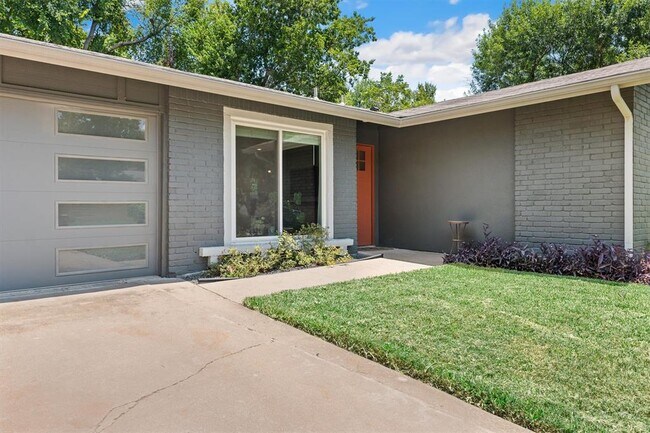 Building Photo - 4412 Dovemeadow Dr