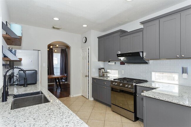 Building Photo - 3122 Glencullen Ln