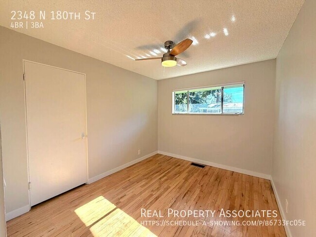 Building Photo - 2348 N 180th St