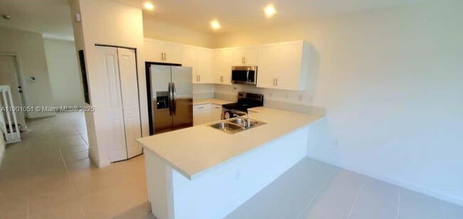 Building Photo - 13268 SW 287th Ter