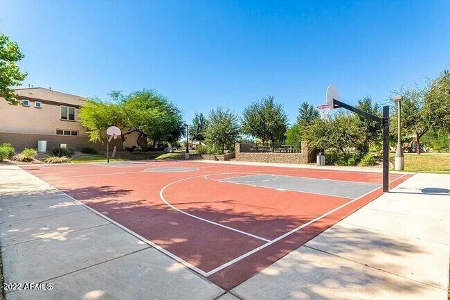 Building Photo - 4613 E Portola Valley Dr