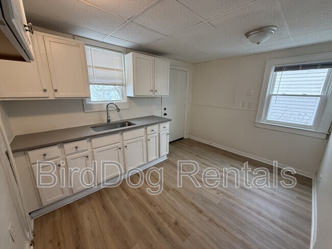 Building Photo - 1295-1297-1297 Lockbourne Rd