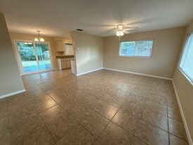 Building Photo - 41 S Monroe St