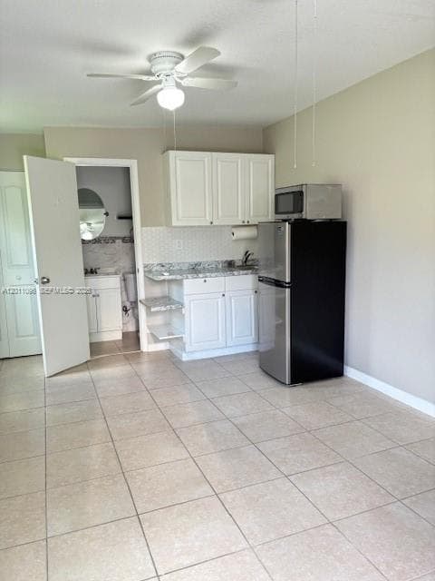 Building Photo - 3245 SW 82nd Ave
