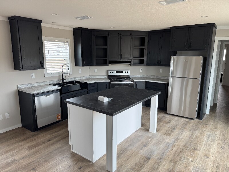 Building Photo - 350 Patriot Ln