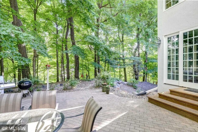 Building Photo - 14888 Pondview Cir