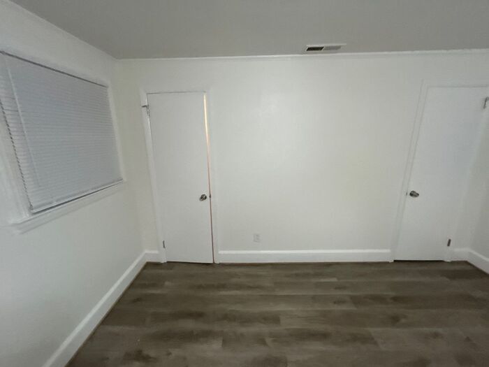 Building Photo - 53 Highland Ave SW