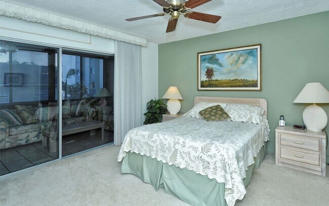 Building Photo - 1080 W Peppertree Ln