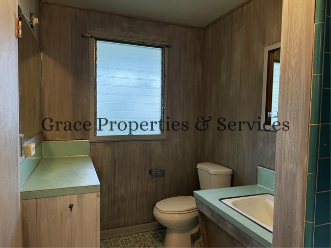 Building Photo - 0038EIK