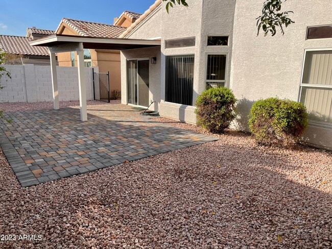 Building Photo - 1539 E Beacon Dr