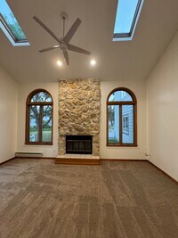 Building Photo - 42 Parkington Cir