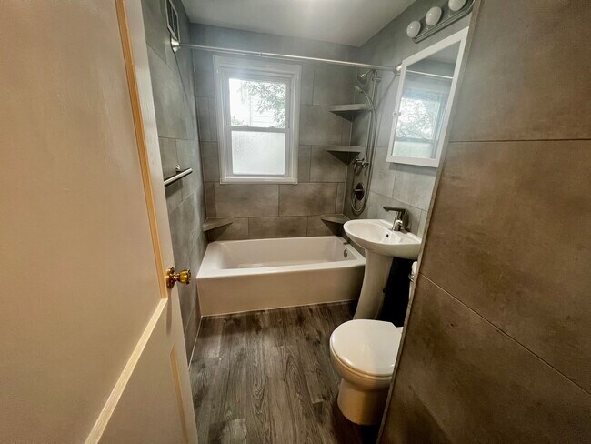 Building Photo - 84 Chittick Rd