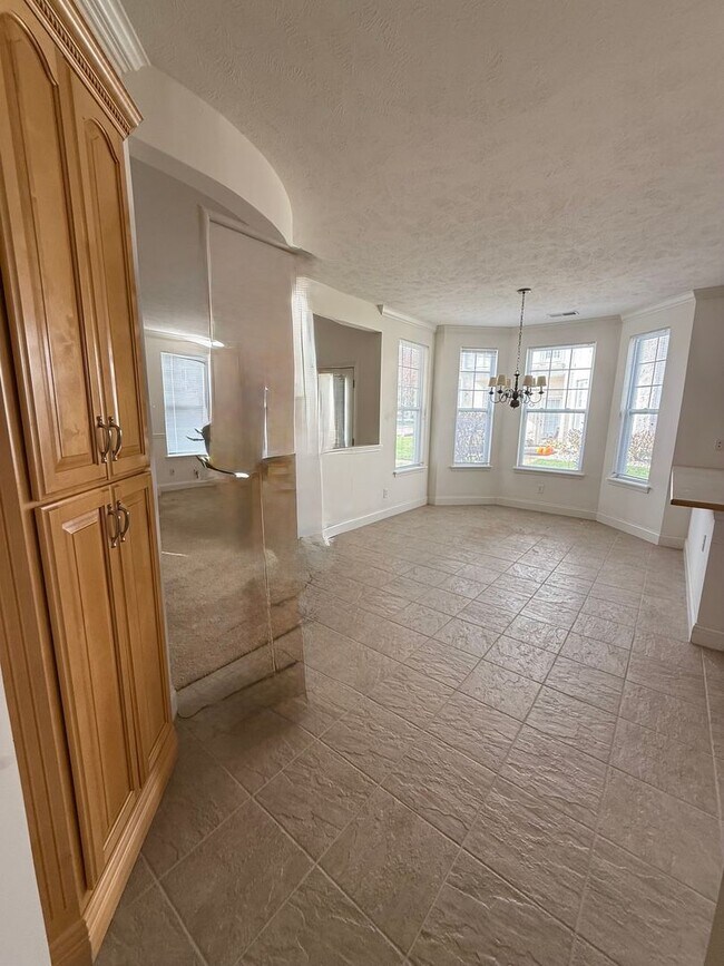 Building Photo - Adams Pointe 2 bedroom, 2 bathroom home
