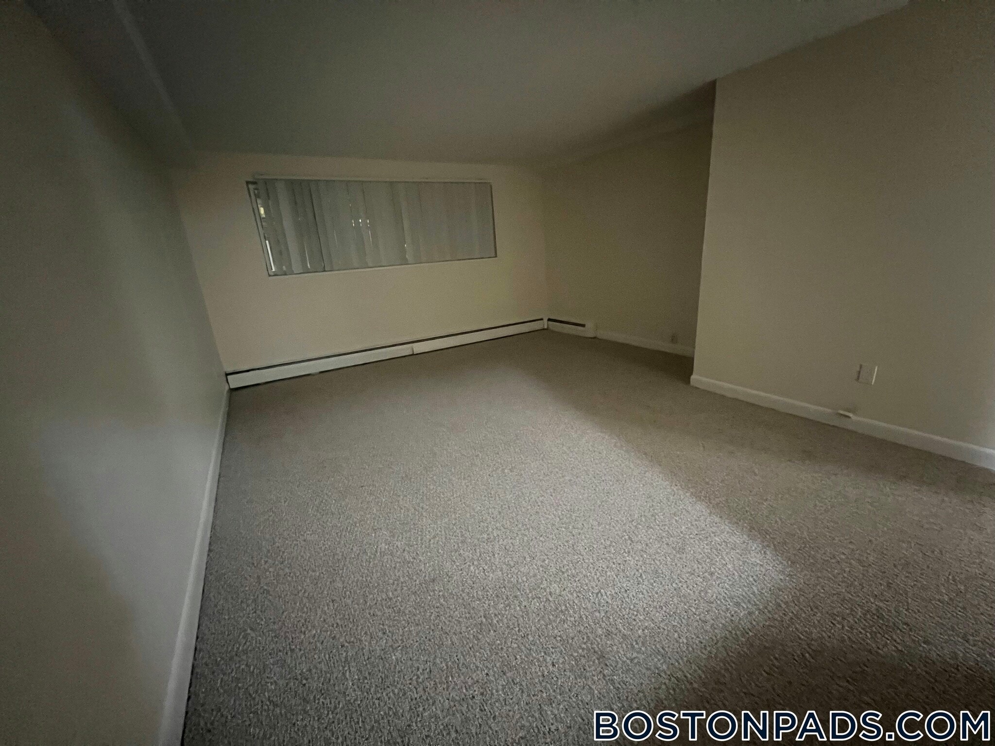 Building Photo - 90 Gardner St