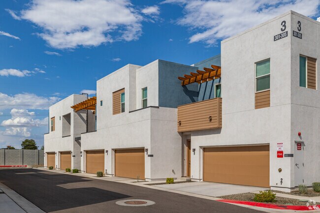 Building Photo - The Prescott at Park West