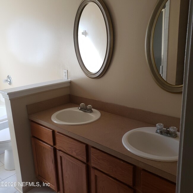 Building Photo - 4436 Deer Valley Dr