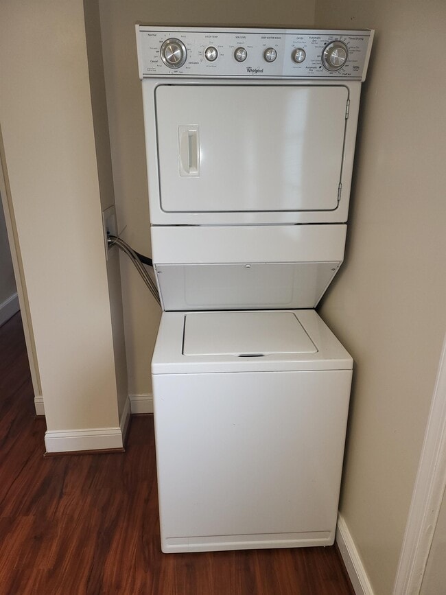 Building Photo - 110 E South St