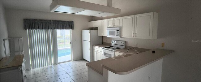 Building Photo - 2959 Lobelia Rd