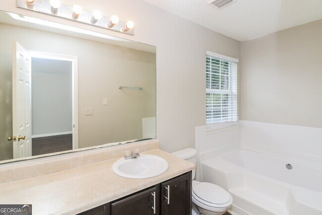 Building Photo - 4125 Clarks Tr