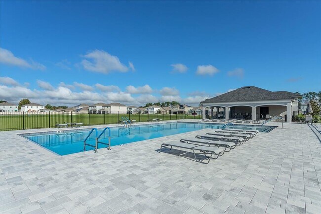 Building Photo - 8748 SW 49th Cir