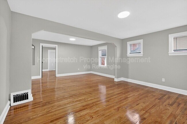 Building Photo - 7137 Garesche Ave