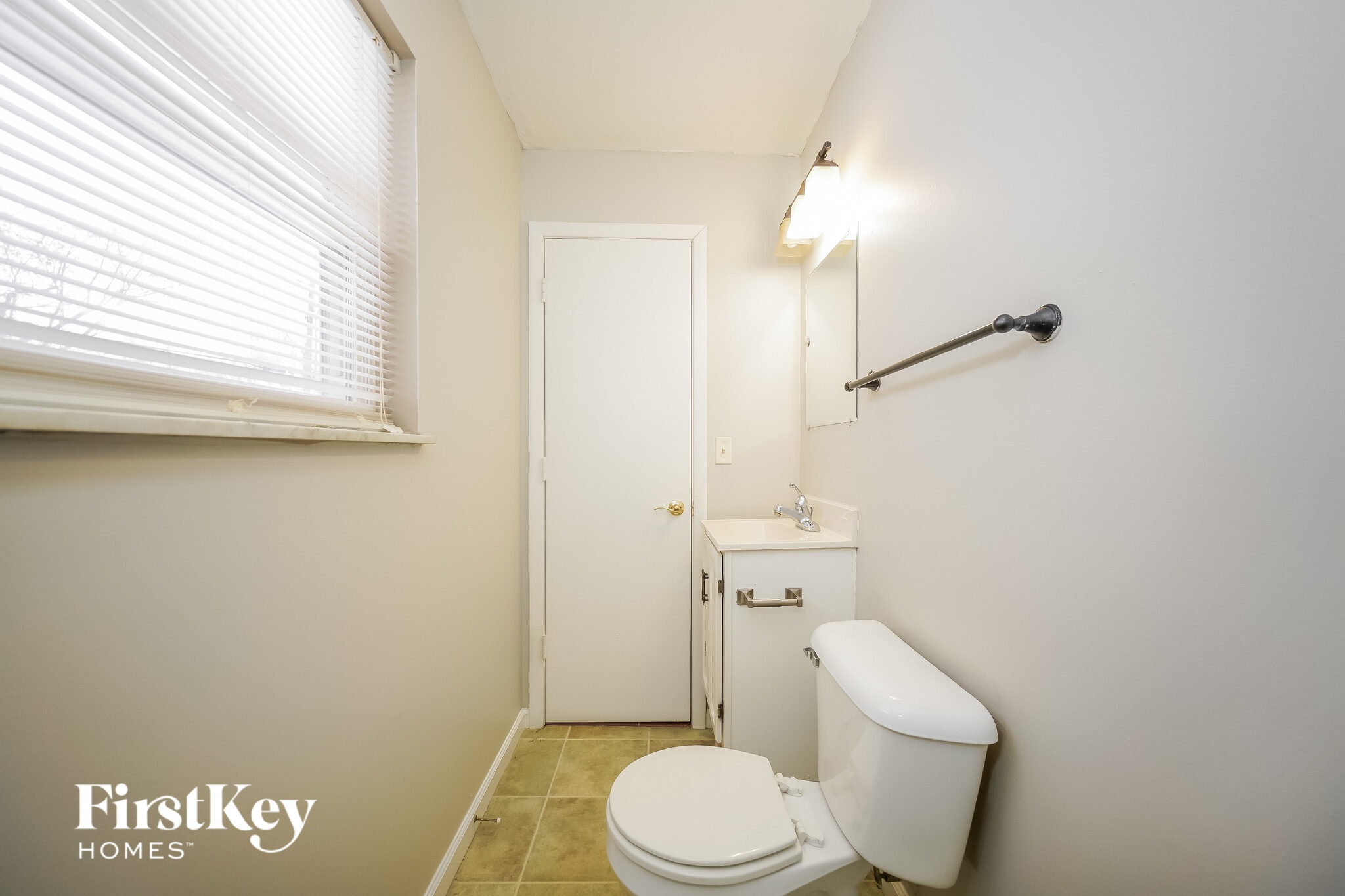 Building Photo - 130 Buisdale Dr