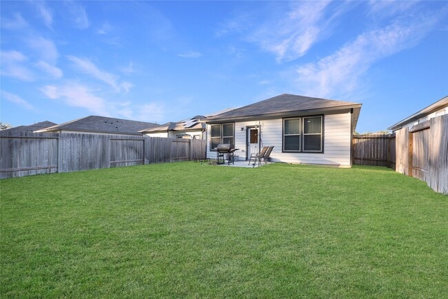 Building Photo - 16858 Pandora Wy