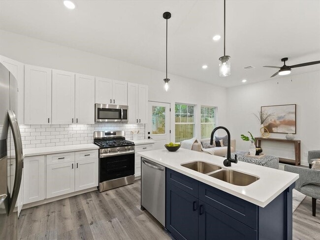 Building Photo - 4018 Northfield Ln