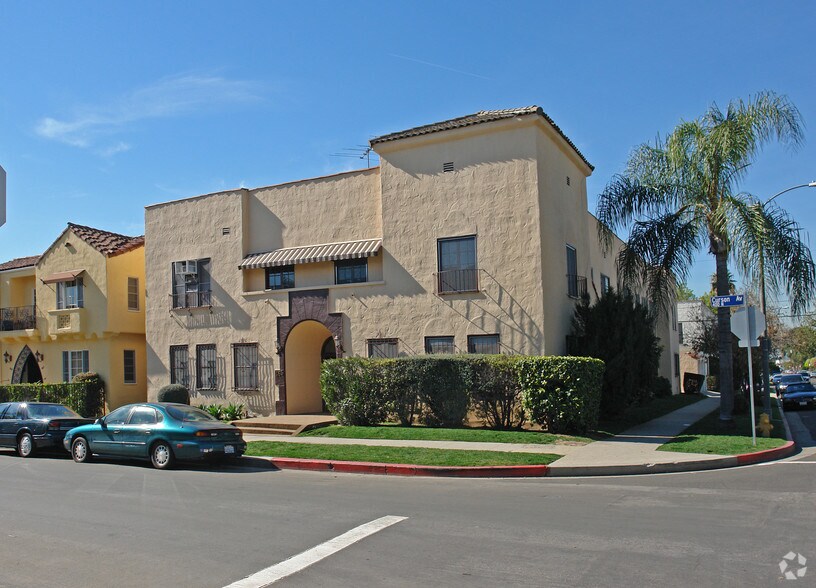 Building Photo - CU2 - 465 N. Curson Ave