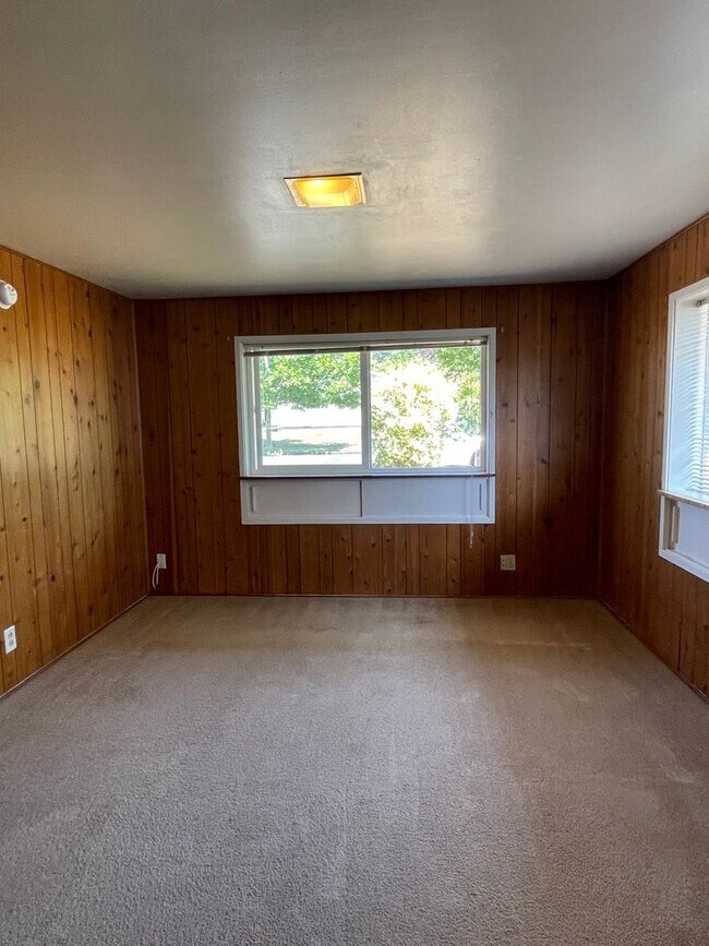Building Photo - 3220ha