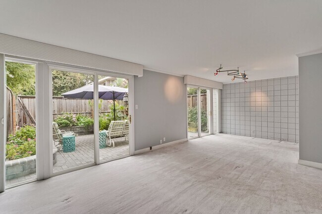 Building Photo - Welcome Home!!! Great Santa Clara Pomeroy ...