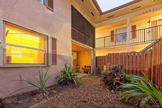 Building Photo - 11297 SW 88th St