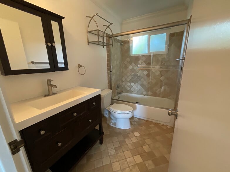 1st Bathroom downstairs - 1822 Roosevelt Ave