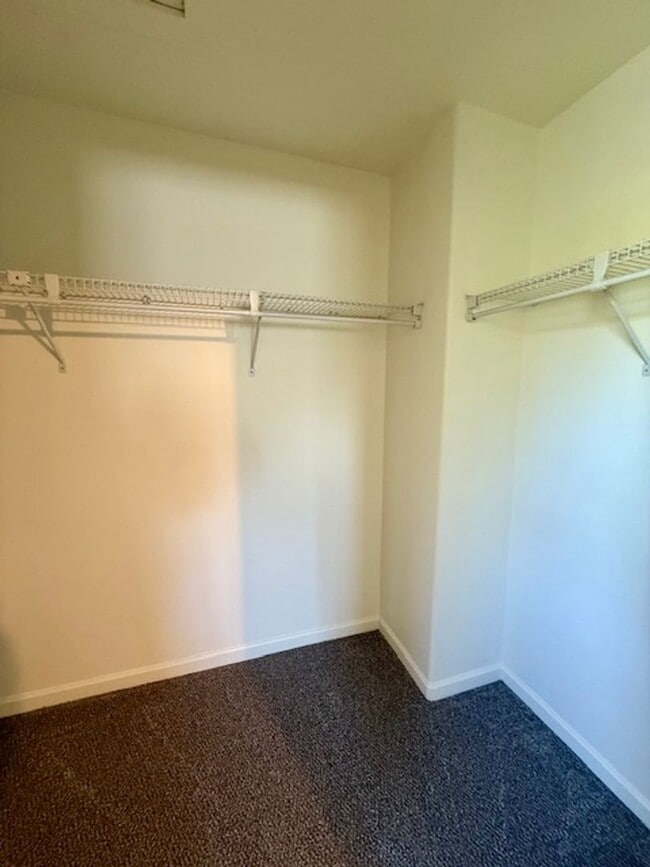 Building Photo - Lovely Corner Lot 3 Bedroom home with Land...