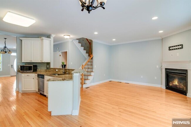 Building Photo - 1503 Whitney Ln