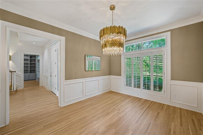 Building Photo - 5305 Cuesta Verde