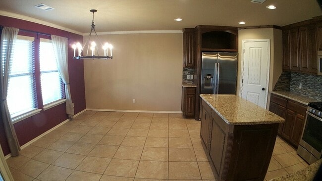 Building Photo - 7041 Cherokee Crossing West