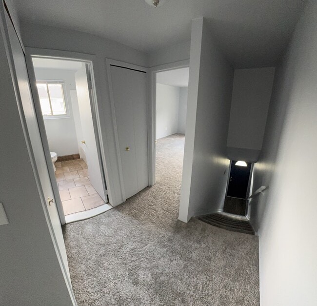 Building Photo - 24961 Mayfair St