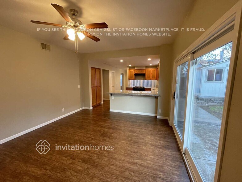 Building Photo - 8848 Redwater Dr