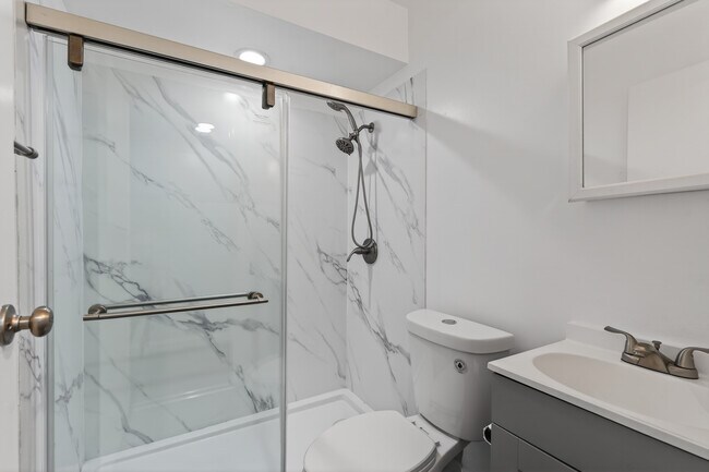 Building Photo - 3216 Delaware St