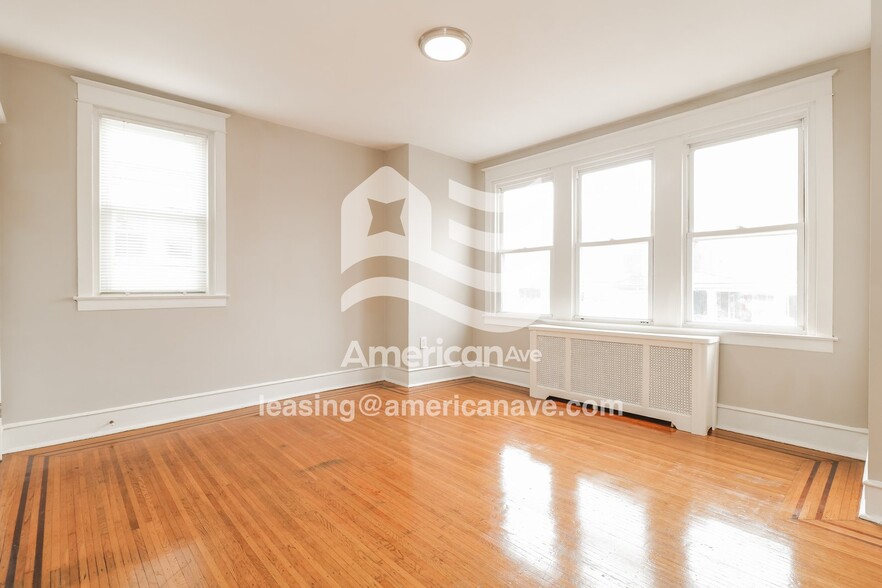Building Photo - 5315 N 15th St