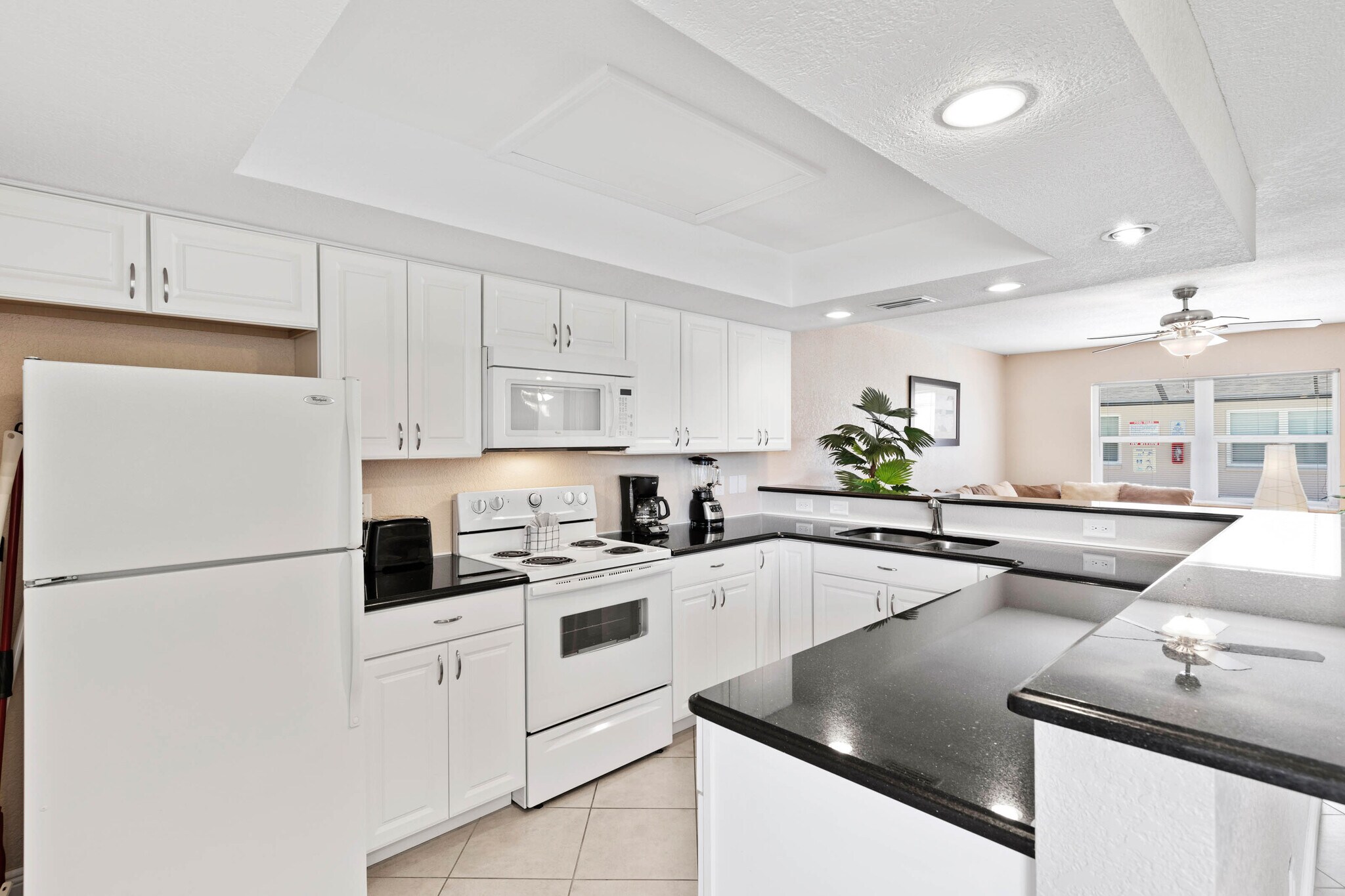 Building Photo - 314 SW 3rd Pl