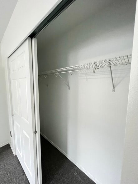 Building Photo - 10430 13th Avenue Ct E