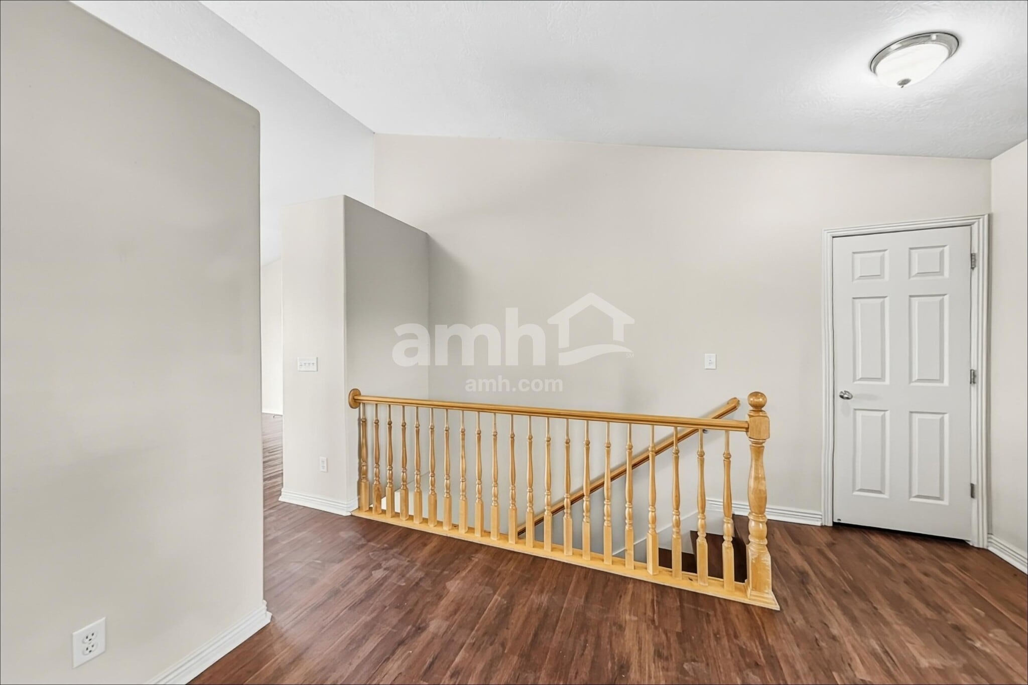 Building Photo - 2530 Cimmaron Dr