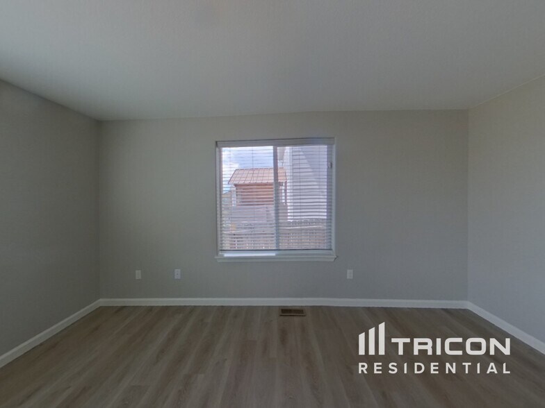 Building Photo - 6241 Decker Dr