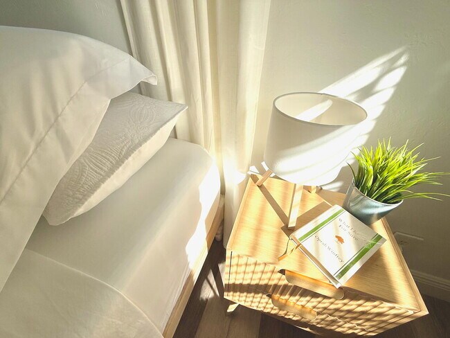 Building Photo - 311 N Swinton Ave