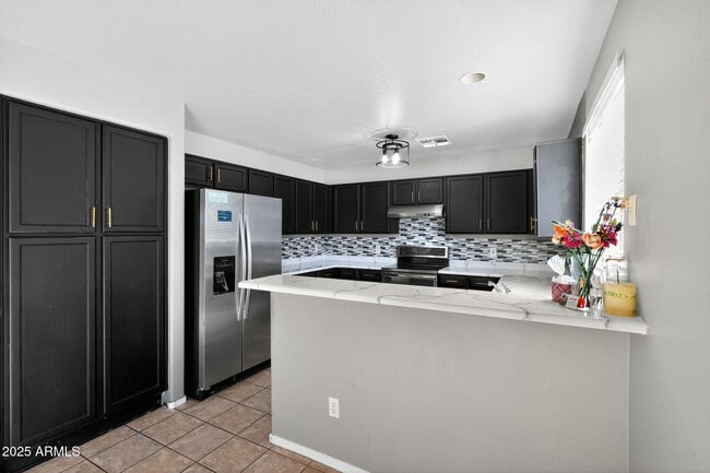 Building Photo - 12709 N El Frio St