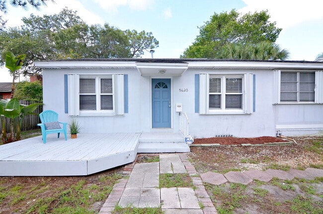 Primary Photo - 5620 2nd Ave N
