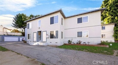 Building Photo - 1316 W Anaheim St